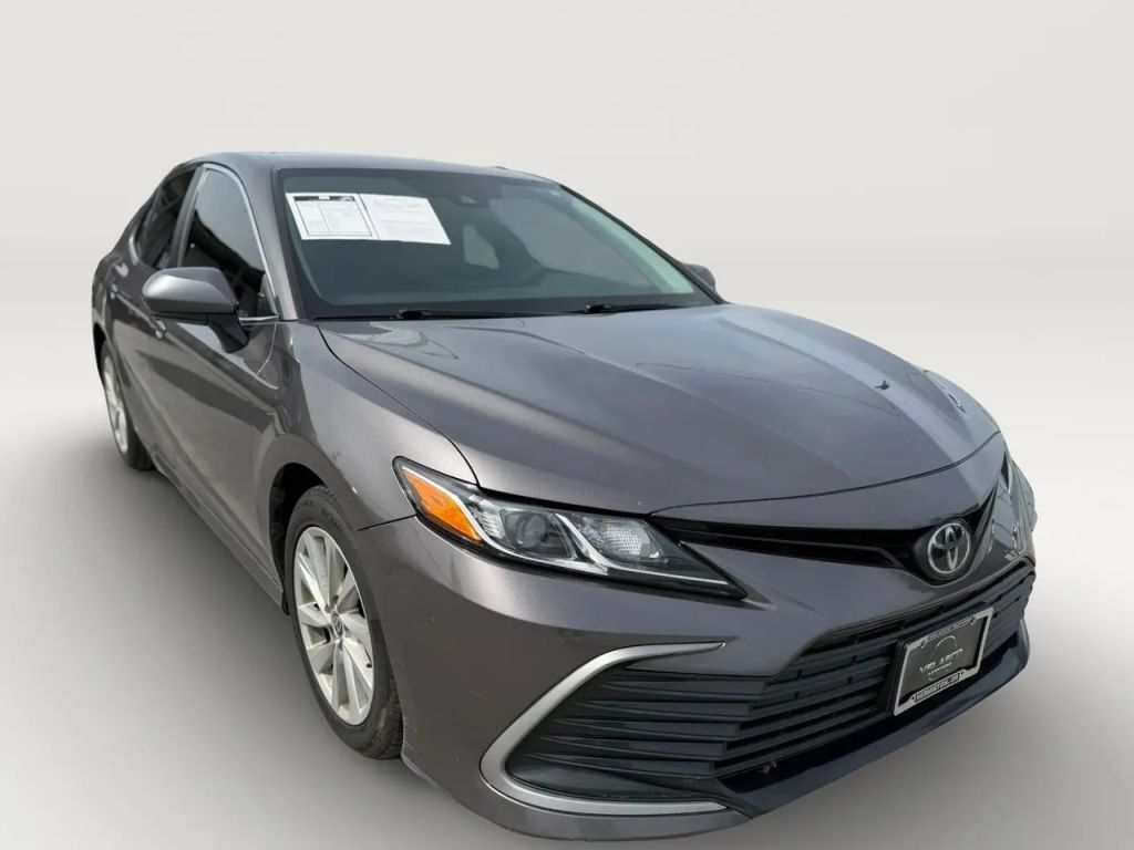 2021 TOYOTA Camry