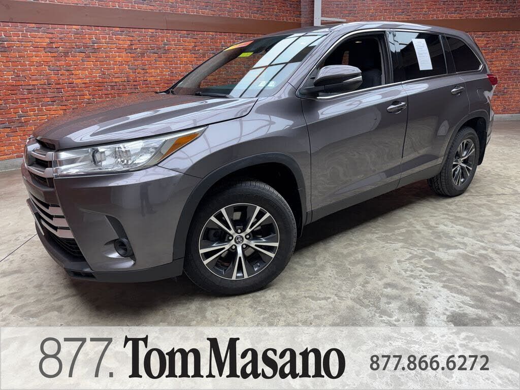 2019 TOYOTA Highlander
