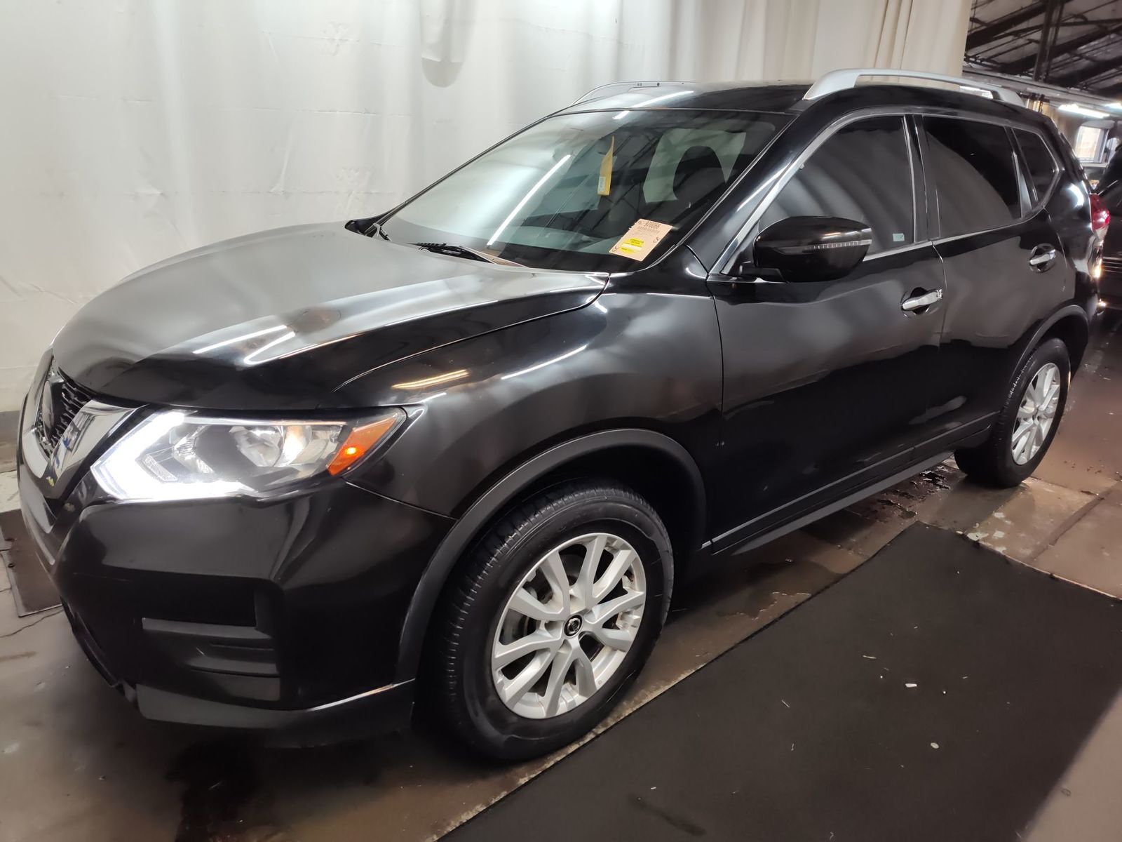 2020 NISSAN Rogue
