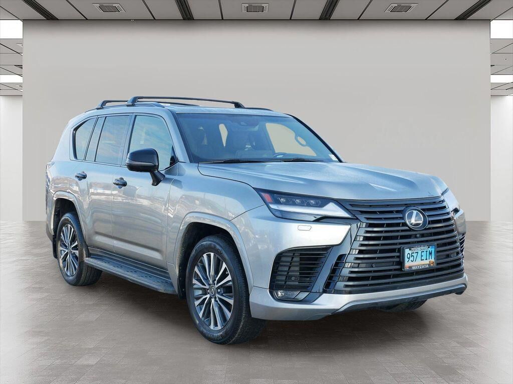 2022 LEXUS LX