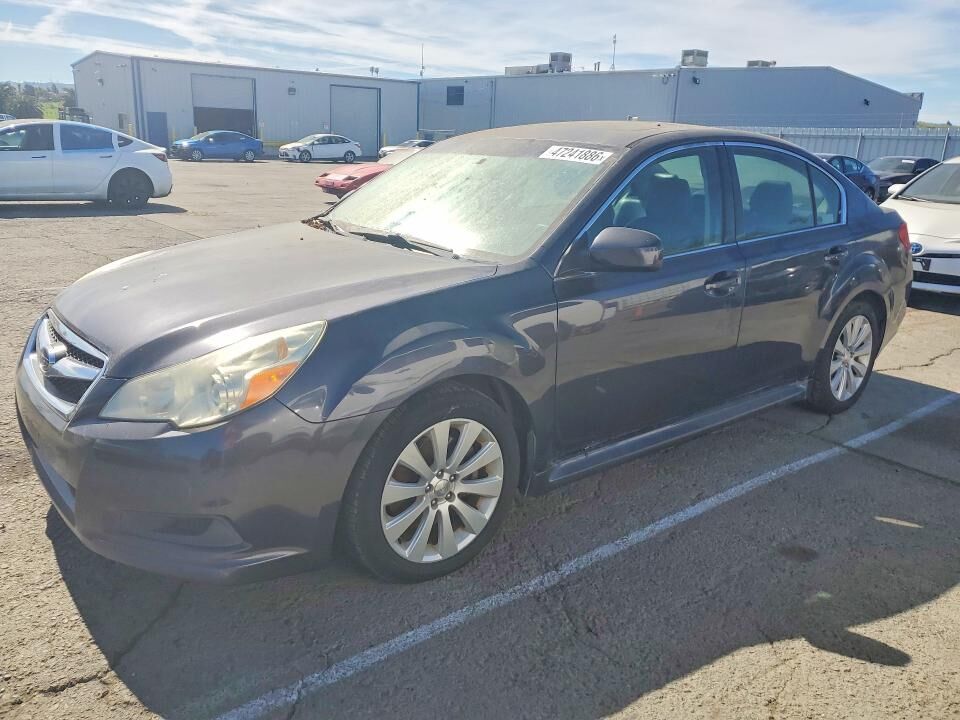 2010 SUBARU Legacy
