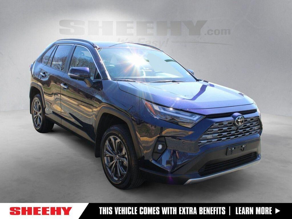 2025 TOYOTA RAV4