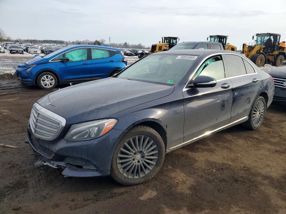 2015 MERCEDES-BENZ C-Class