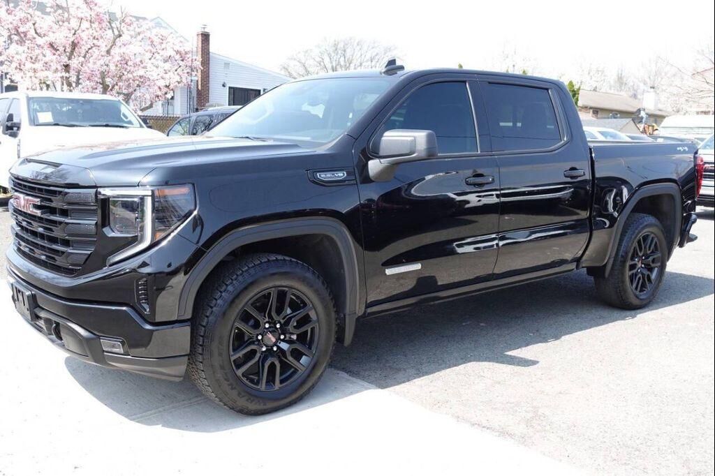 2023 GMC Sierra
