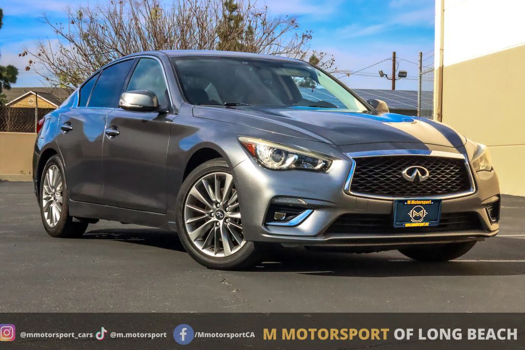 2018 INFINITI Q50