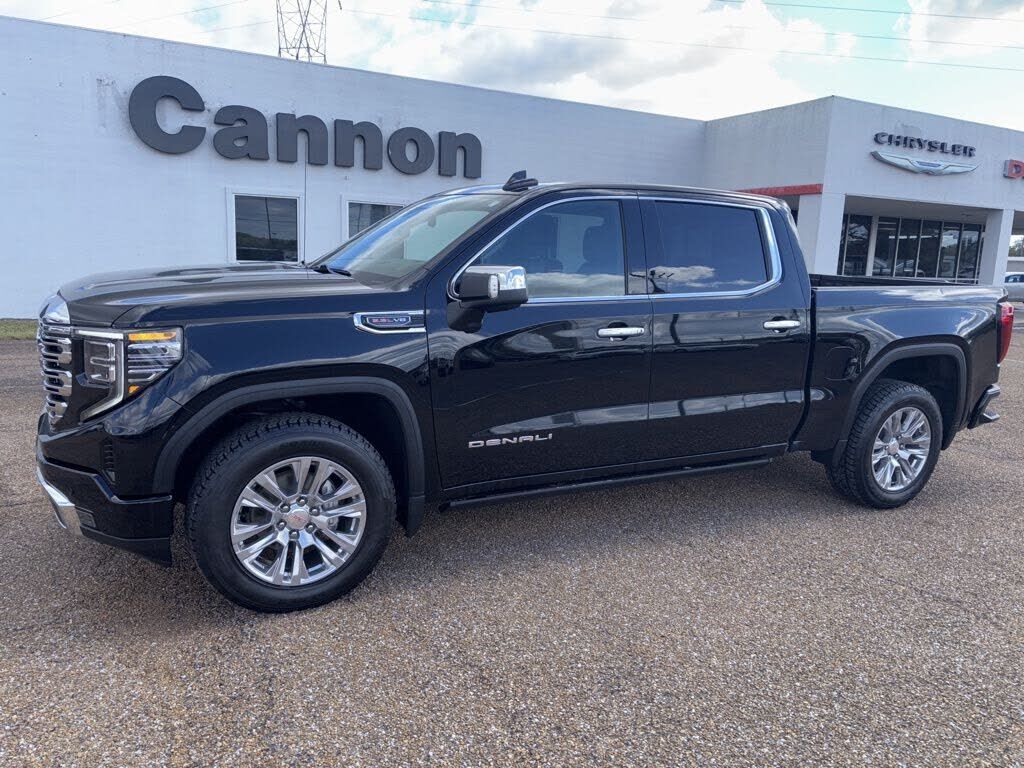 2024 GMC Sierra