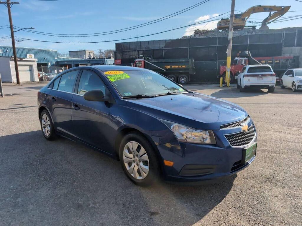 2012 CHEVROLET Cruze