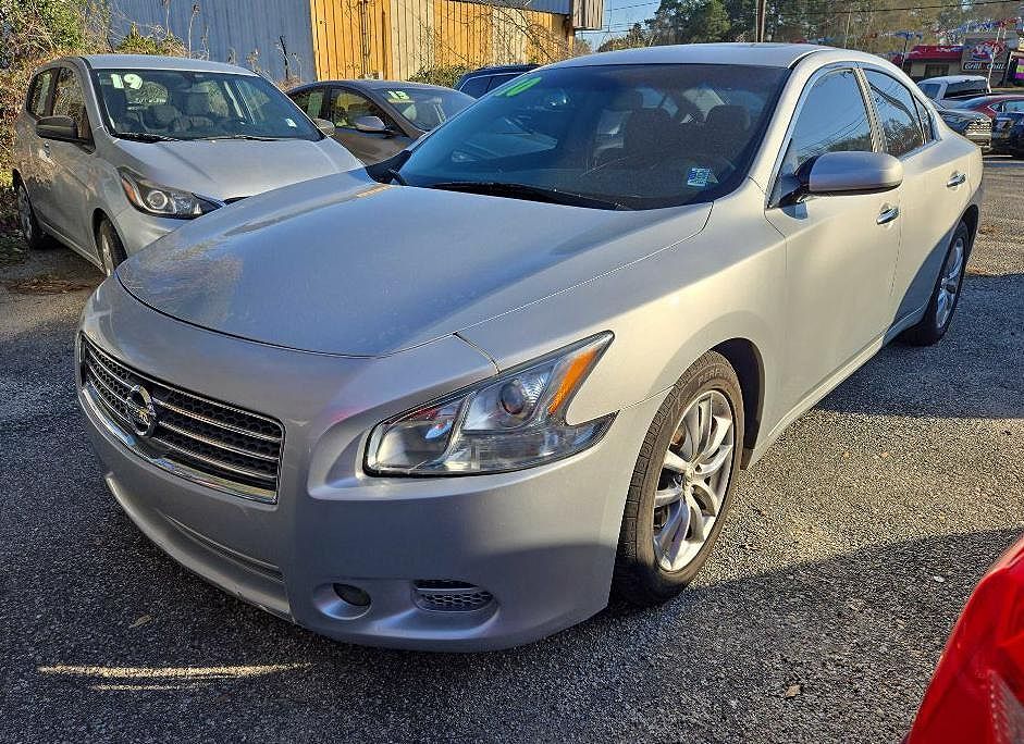 2010 NISSAN Maxima