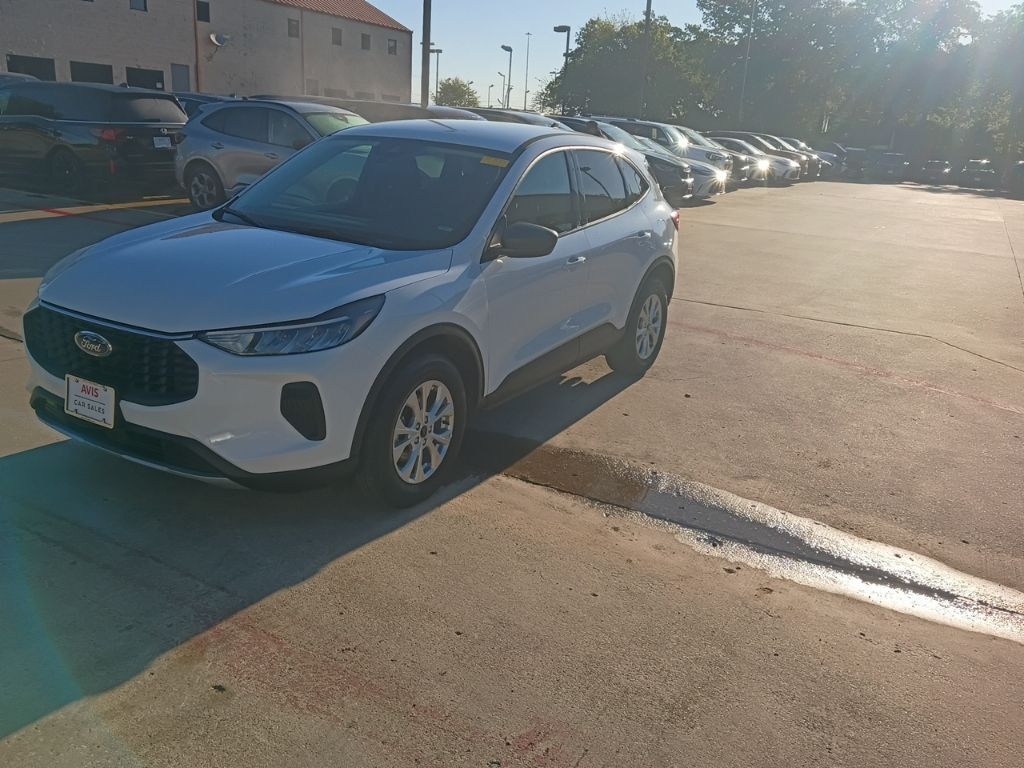 2025 FORD Escape