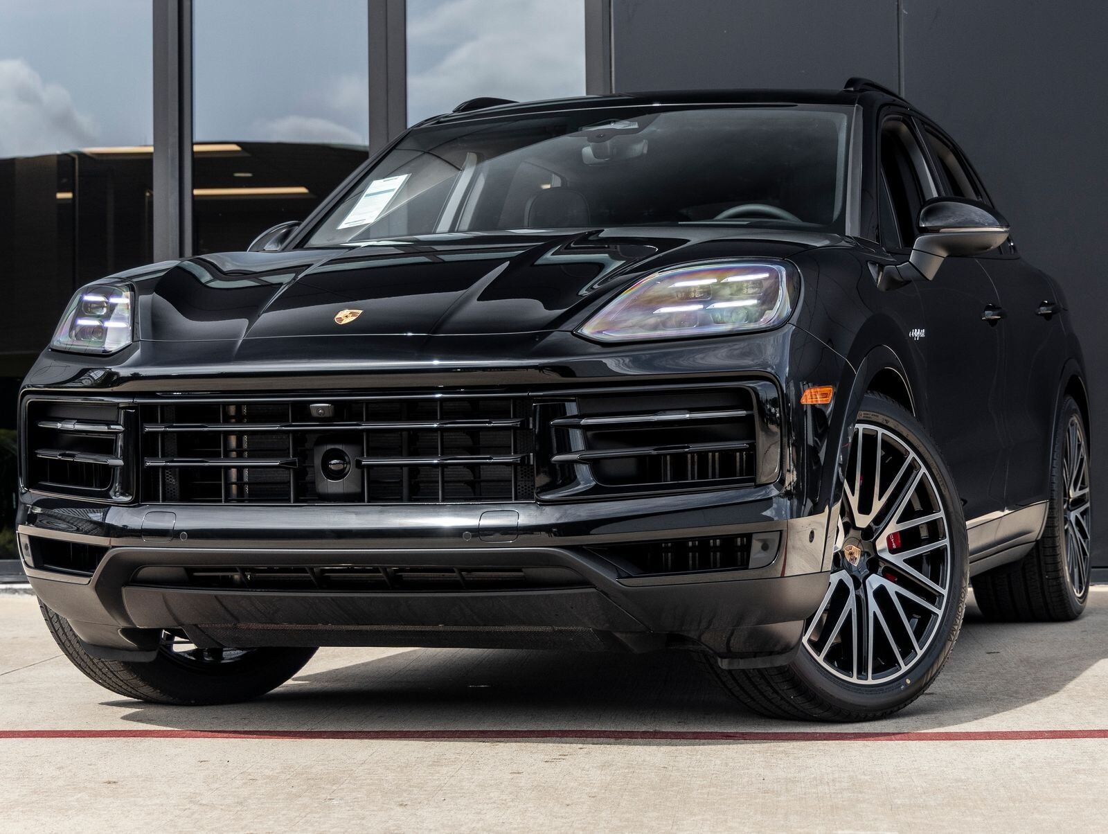 2026 PORSCHE Cayenne