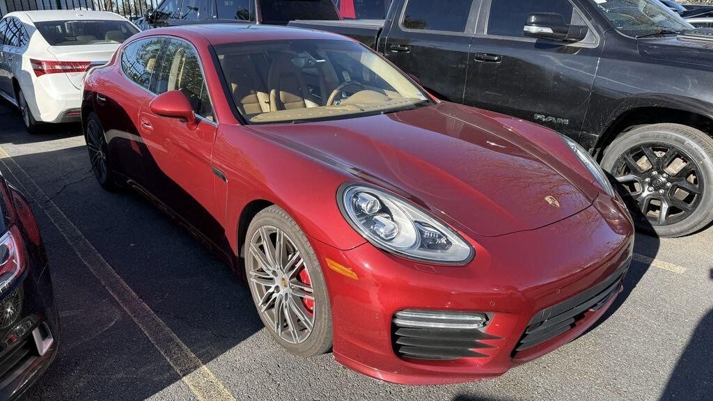 2015 PORSCHE Panamera