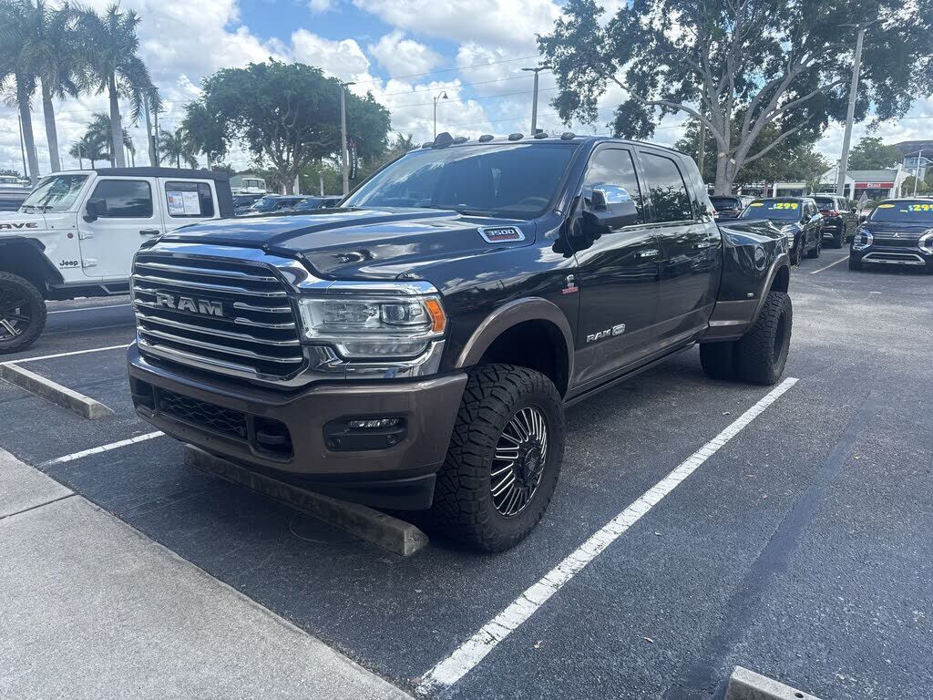 2022 RAM 3500