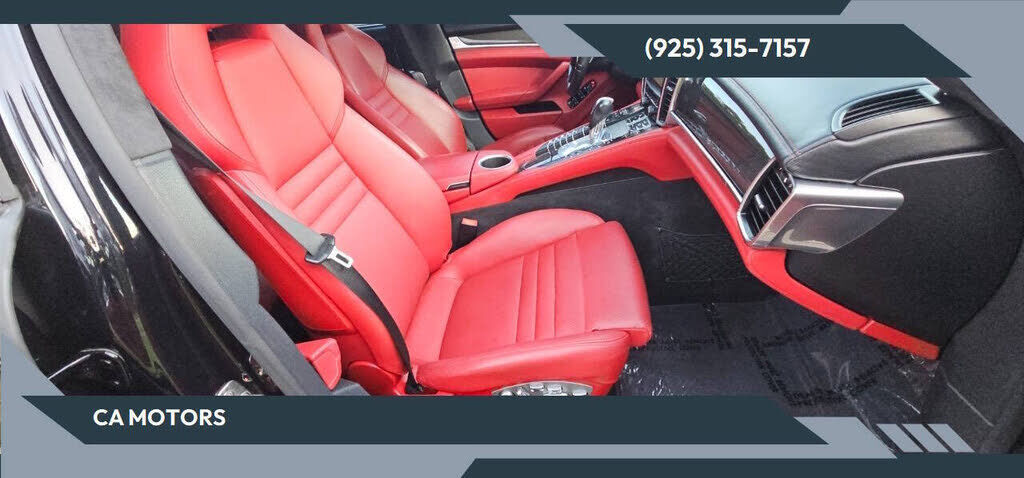 2015 PORSCHE Panamera