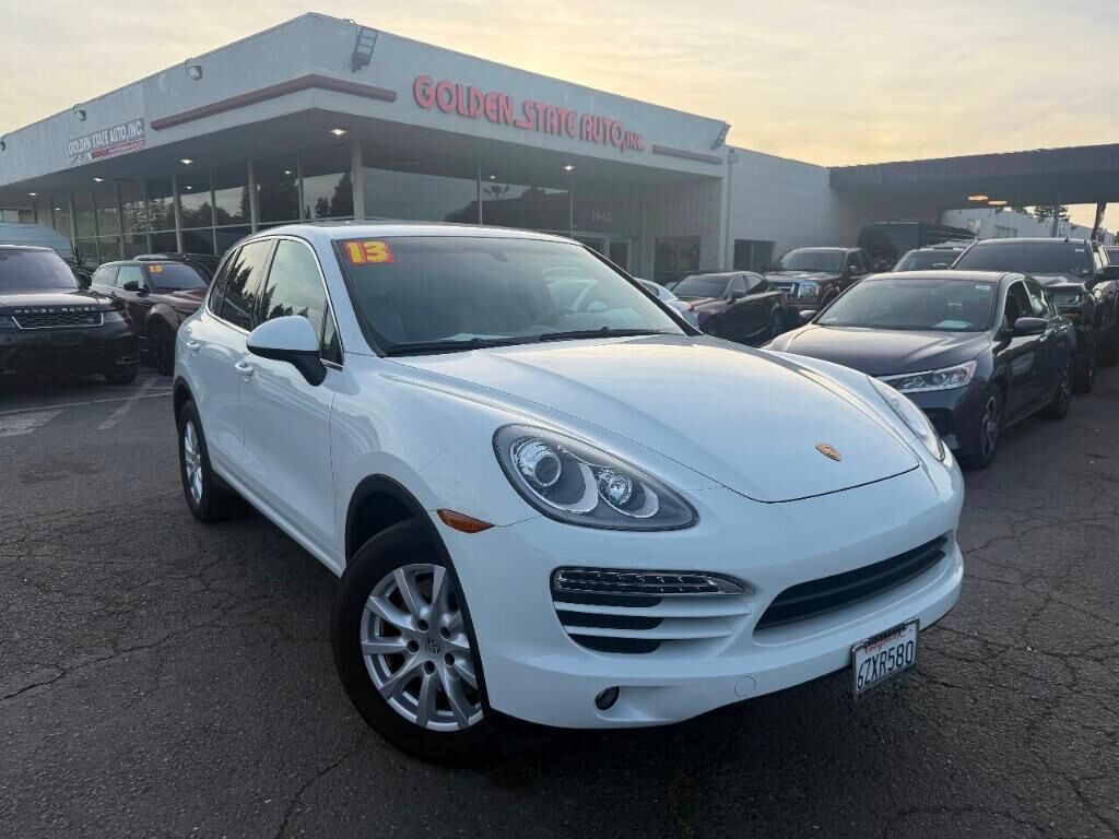 2013 PORSCHE Cayenne