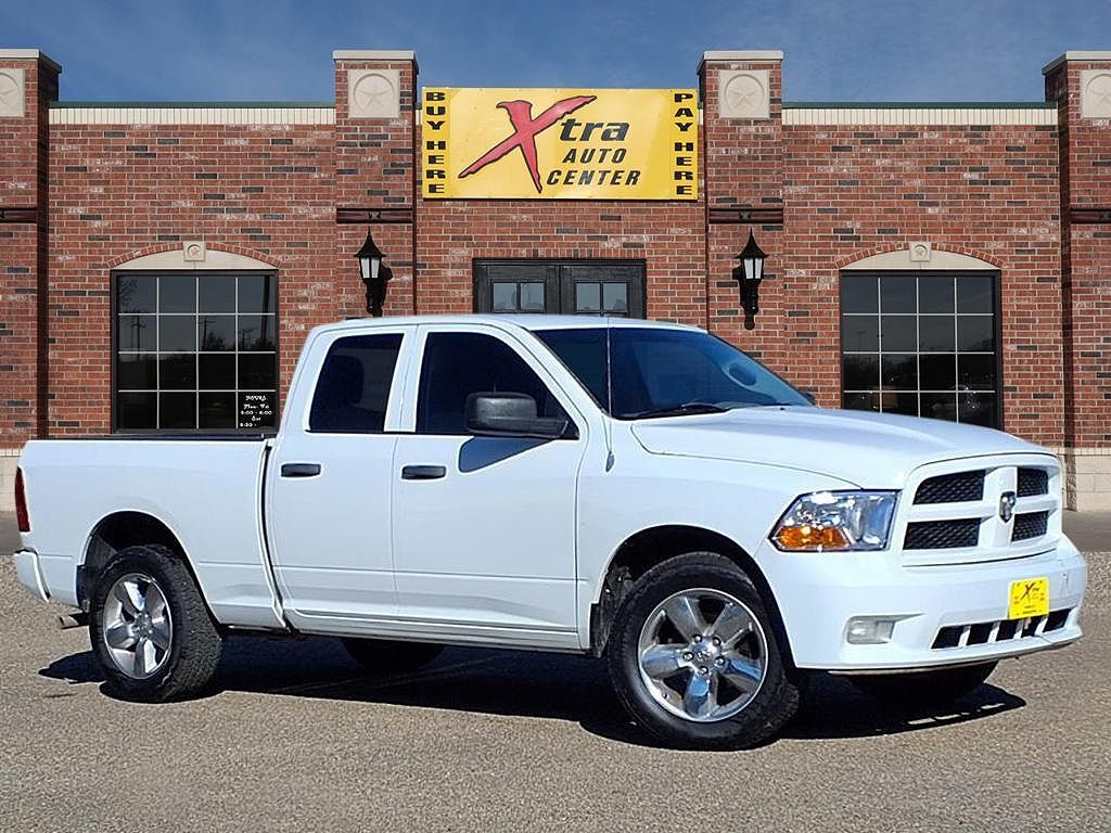 2012 DODGE Ram