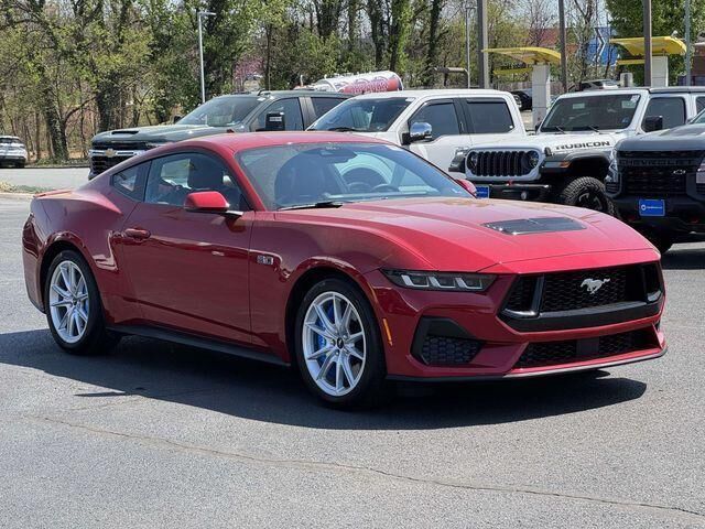 2024 FORD Mustang