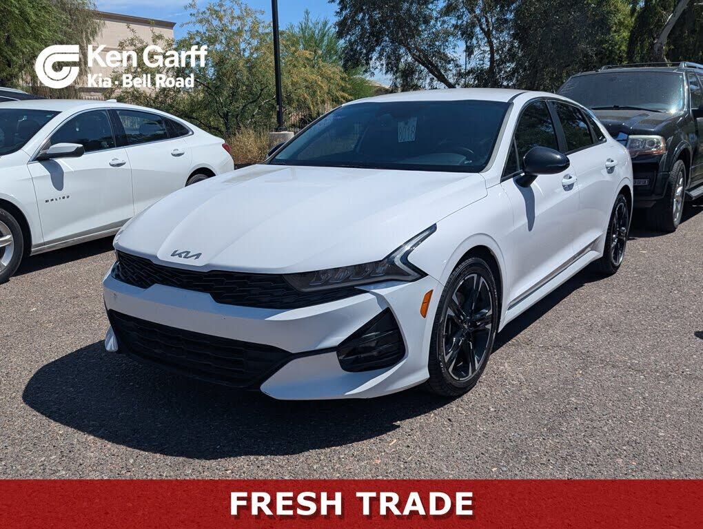 2022 KIA K5
