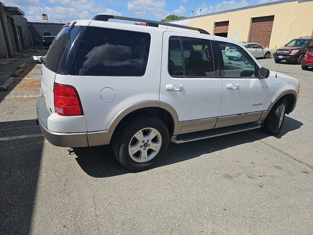 2004 FORD Explorer