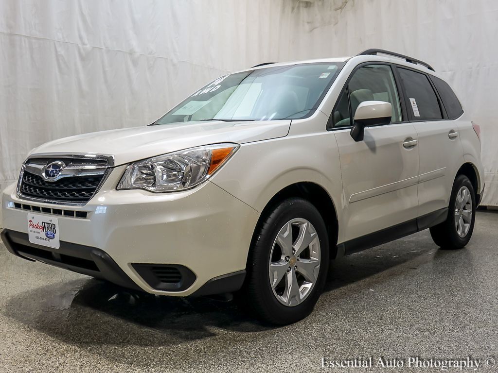 2014 SUBARU Forester