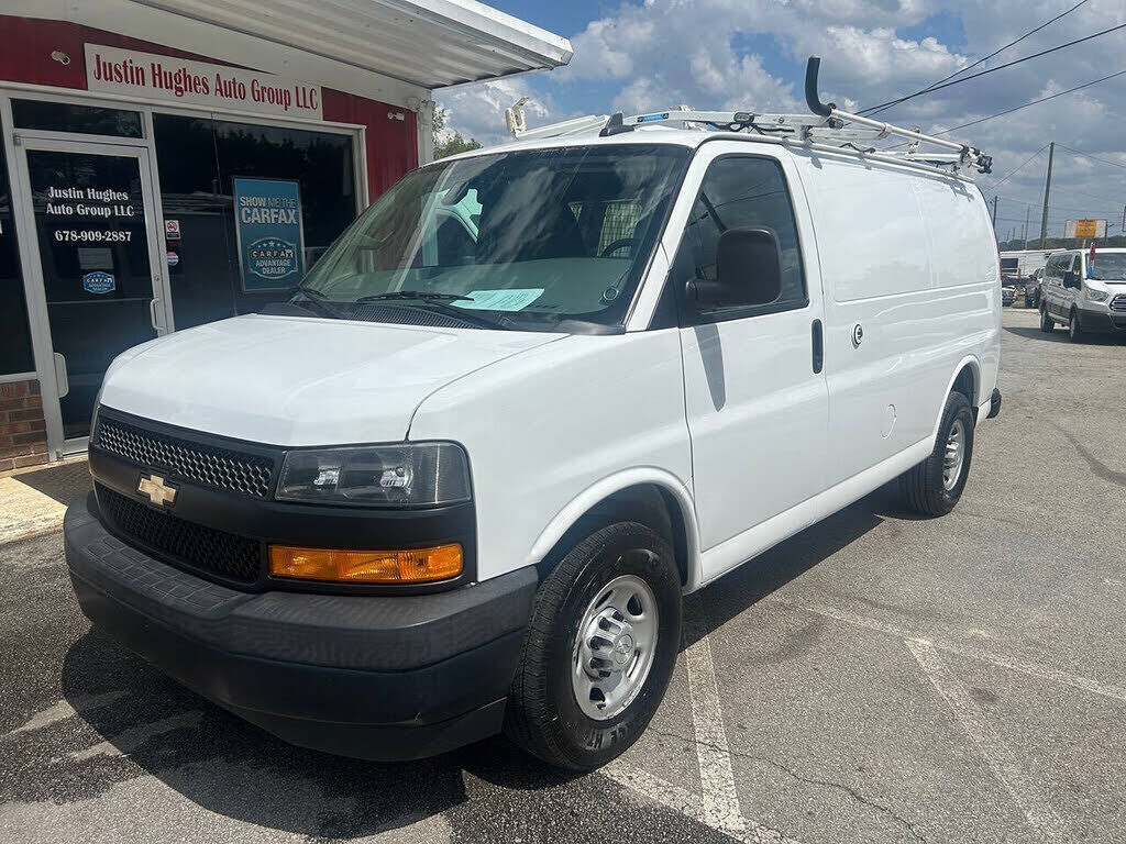 2020 CHEVROLET Express
