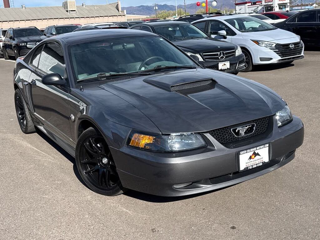 2004 FORD Mustang