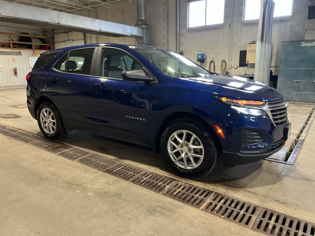 2023 CHEVROLET Equinox