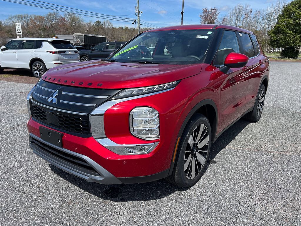 2025 MITSUBISHI Outlander