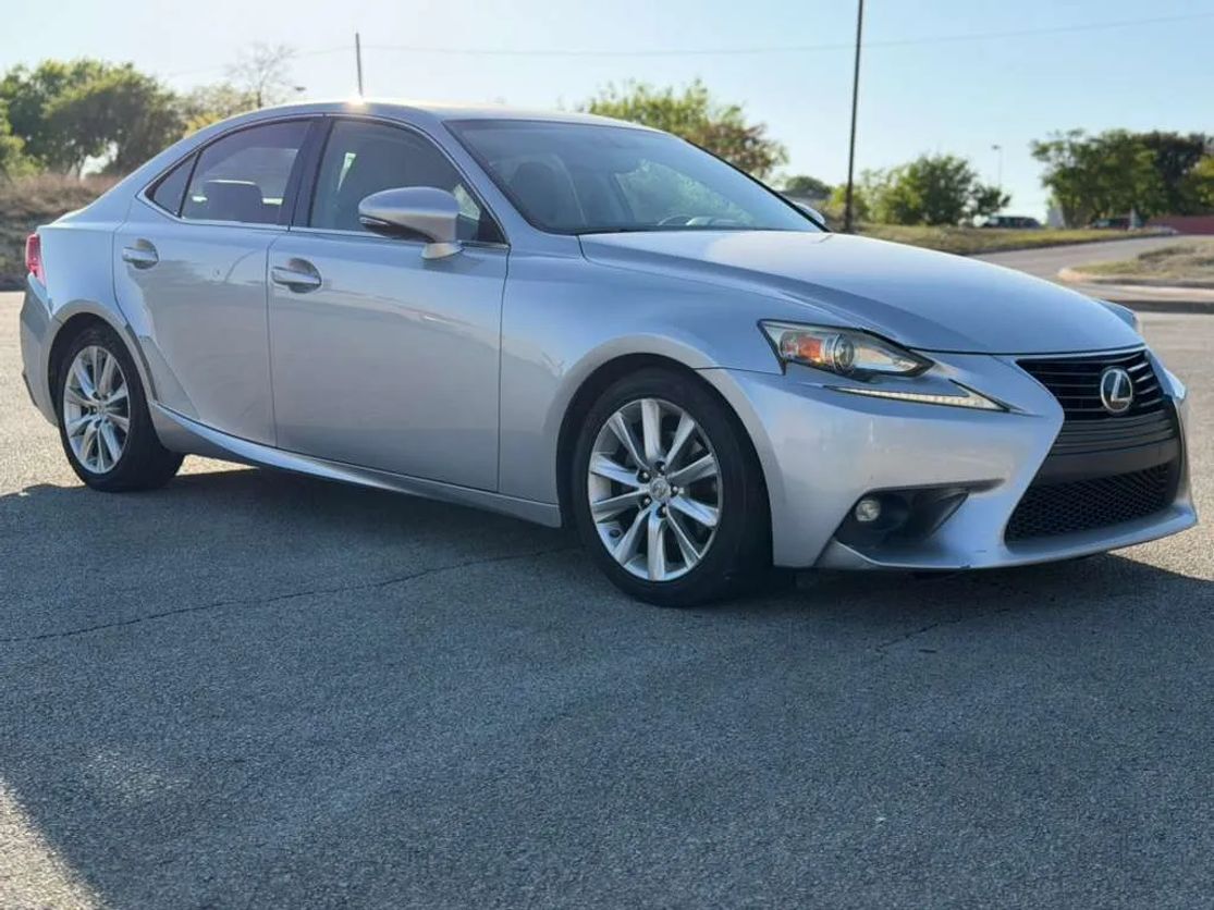 2015 LEXUS IS