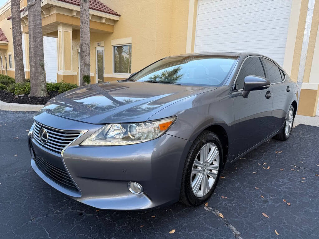 2014 LEXUS ES