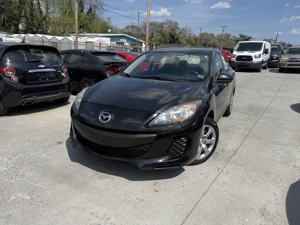 2013 MAZDA Mazda3