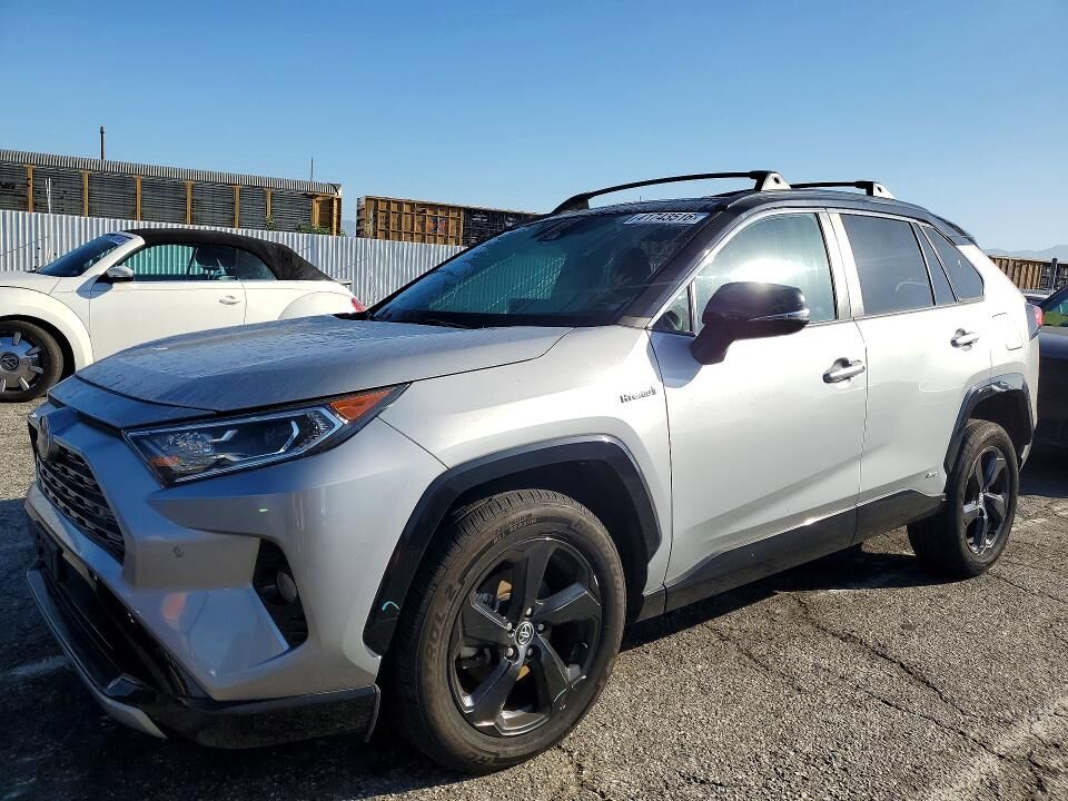 2020 TOYOTA RAV4