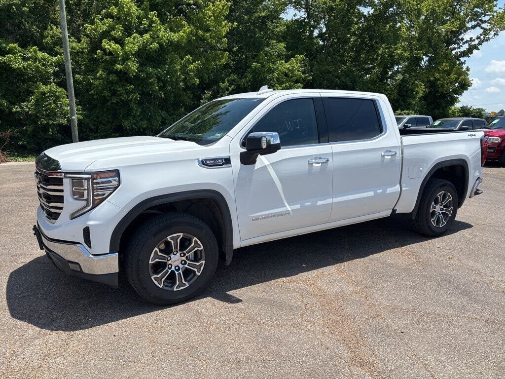 2025 GMC Sierra