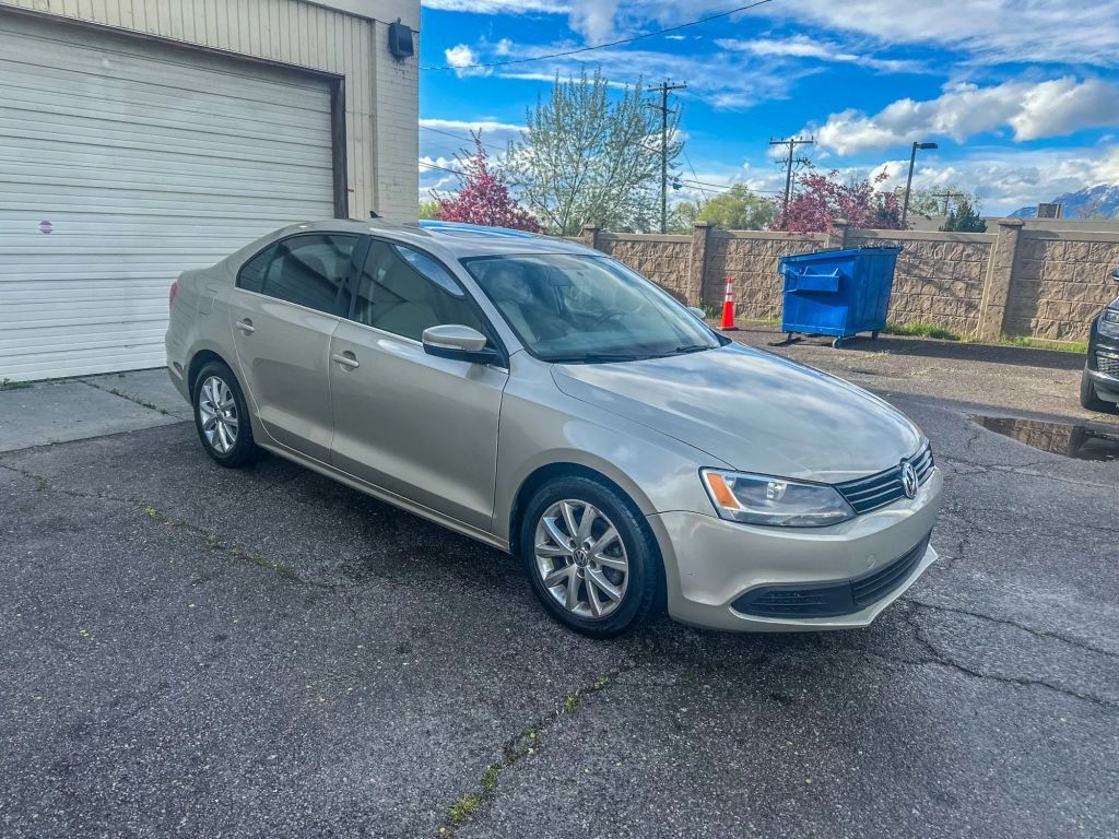 2014 VOLKSWAGEN Jetta