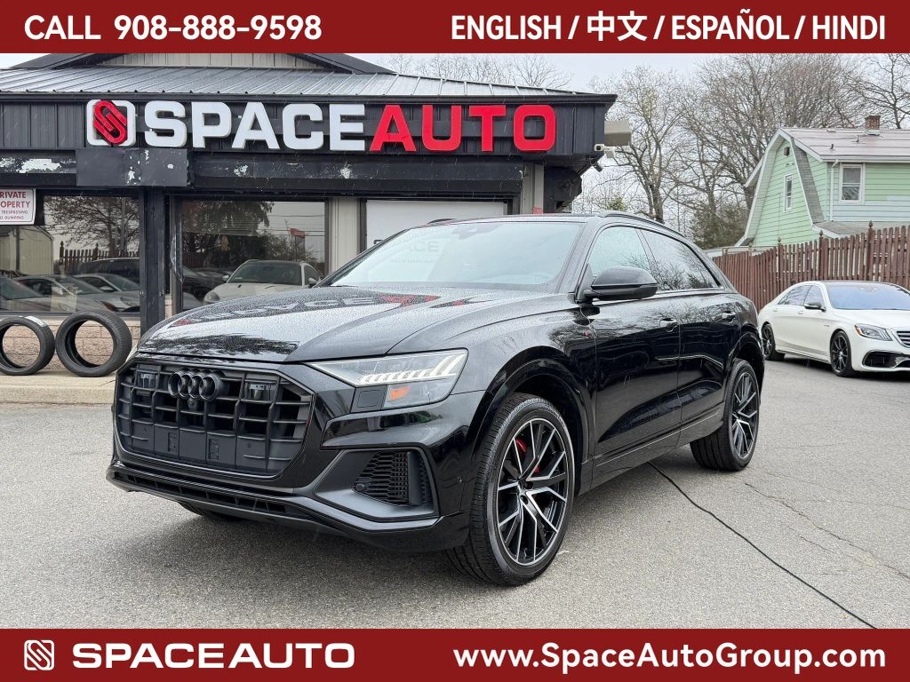 2020 AUDI Q8