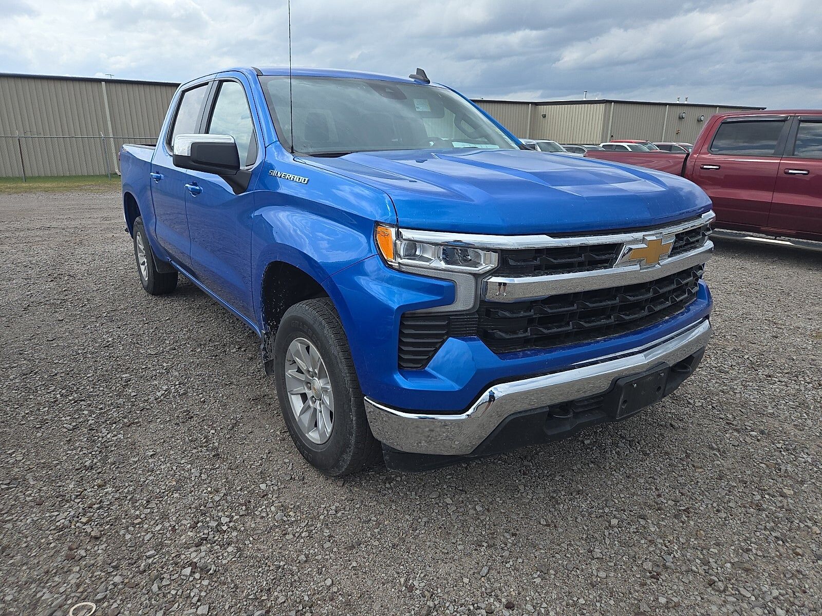 2025 CHEVROLET Silverado