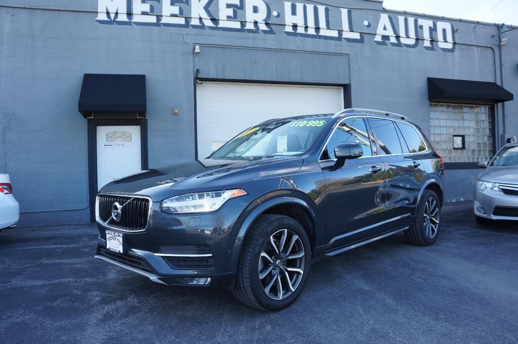 2017 VOLVO XC90