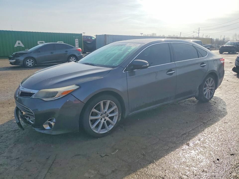 2013 TOYOTA Avalon