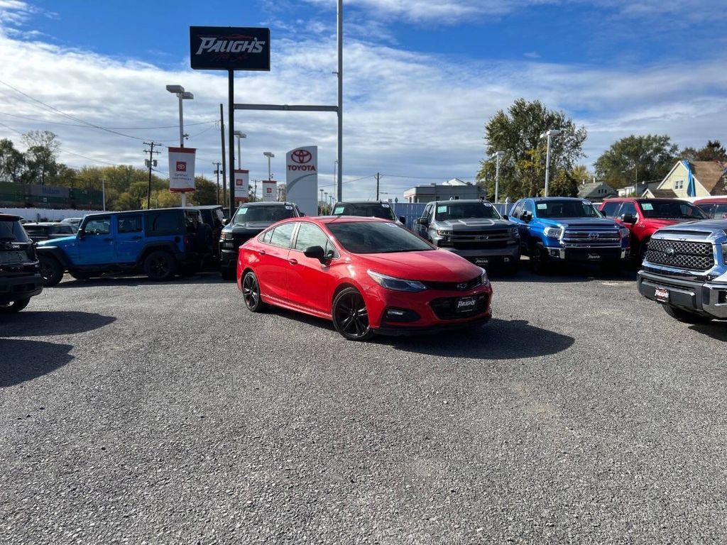 2018 CHEVROLET Cruze