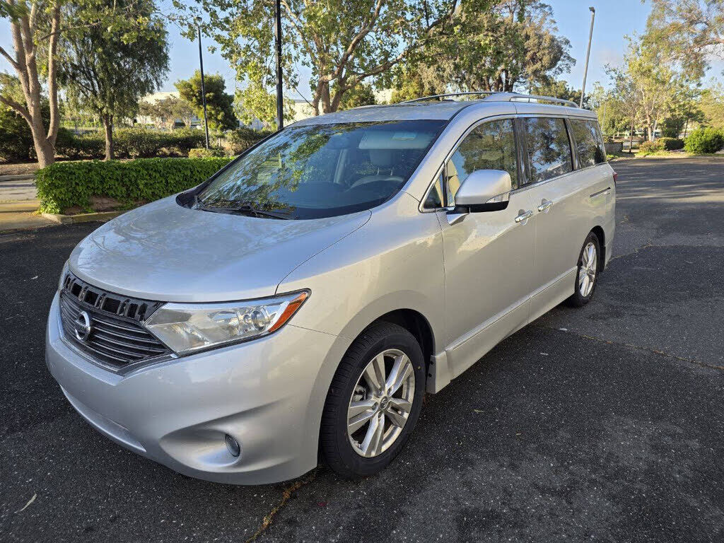 2011 NISSAN Quest
