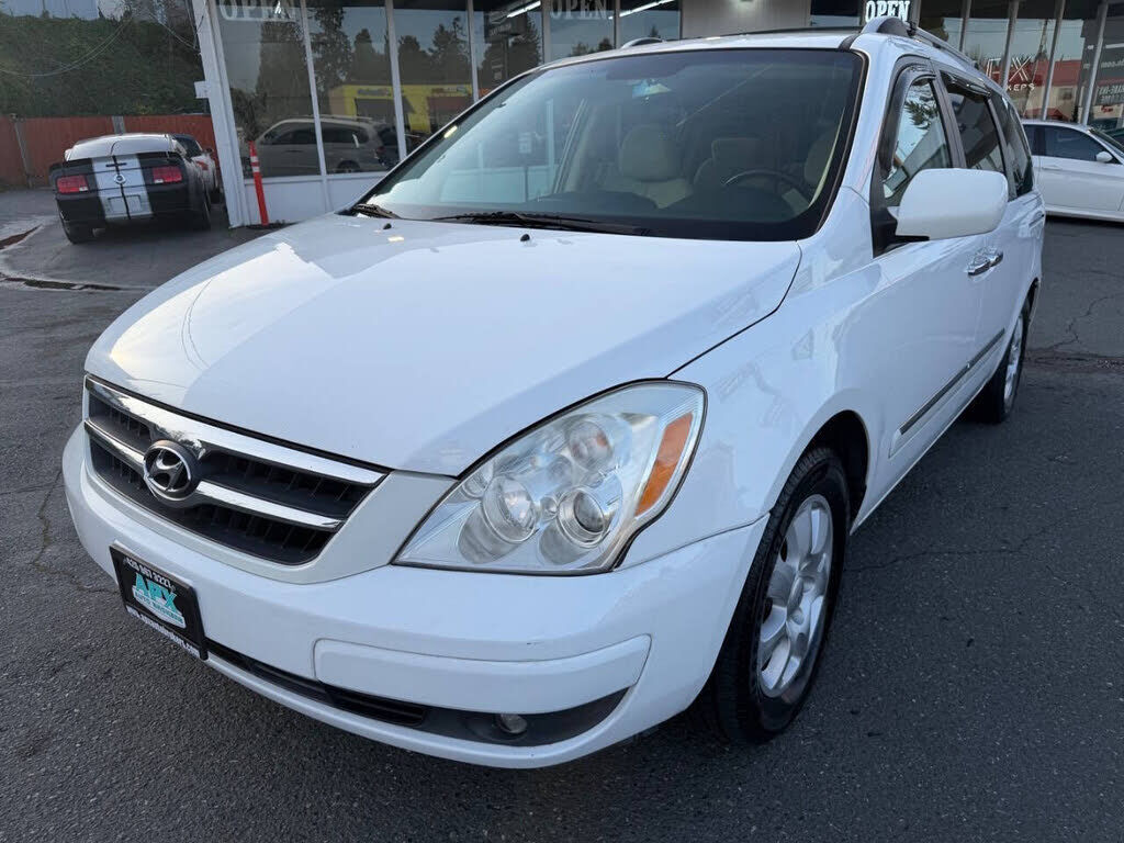2007 Hyundai Entourage