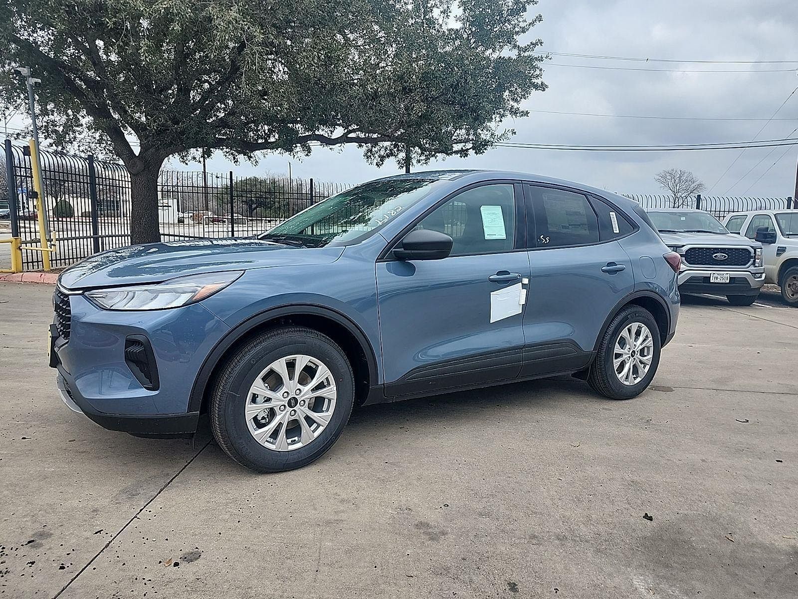 2026 FORD Escape