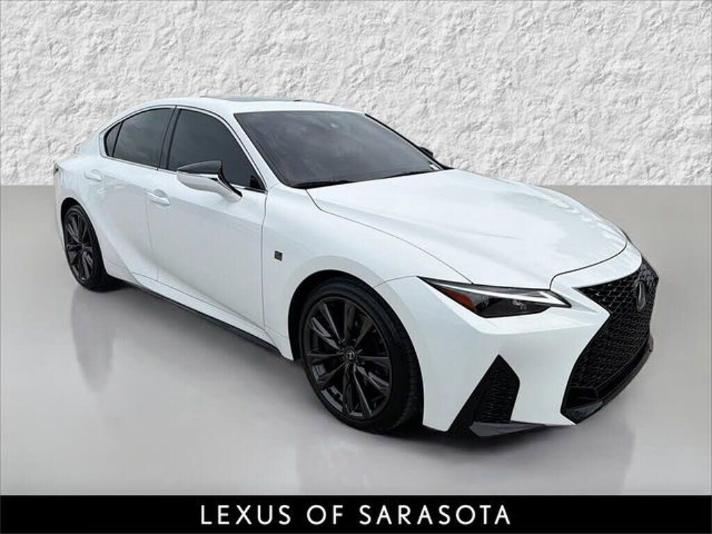 2025 LEXUS IS