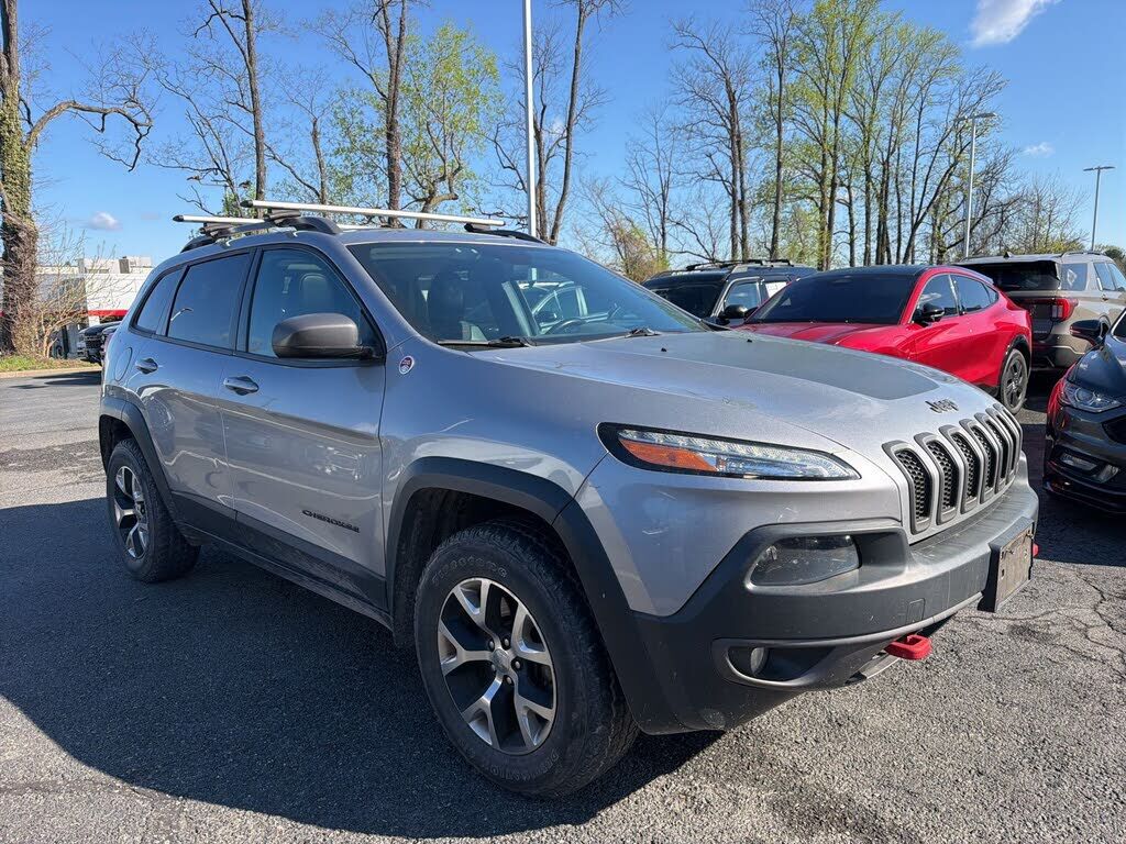 2017 JEEP Cherokee