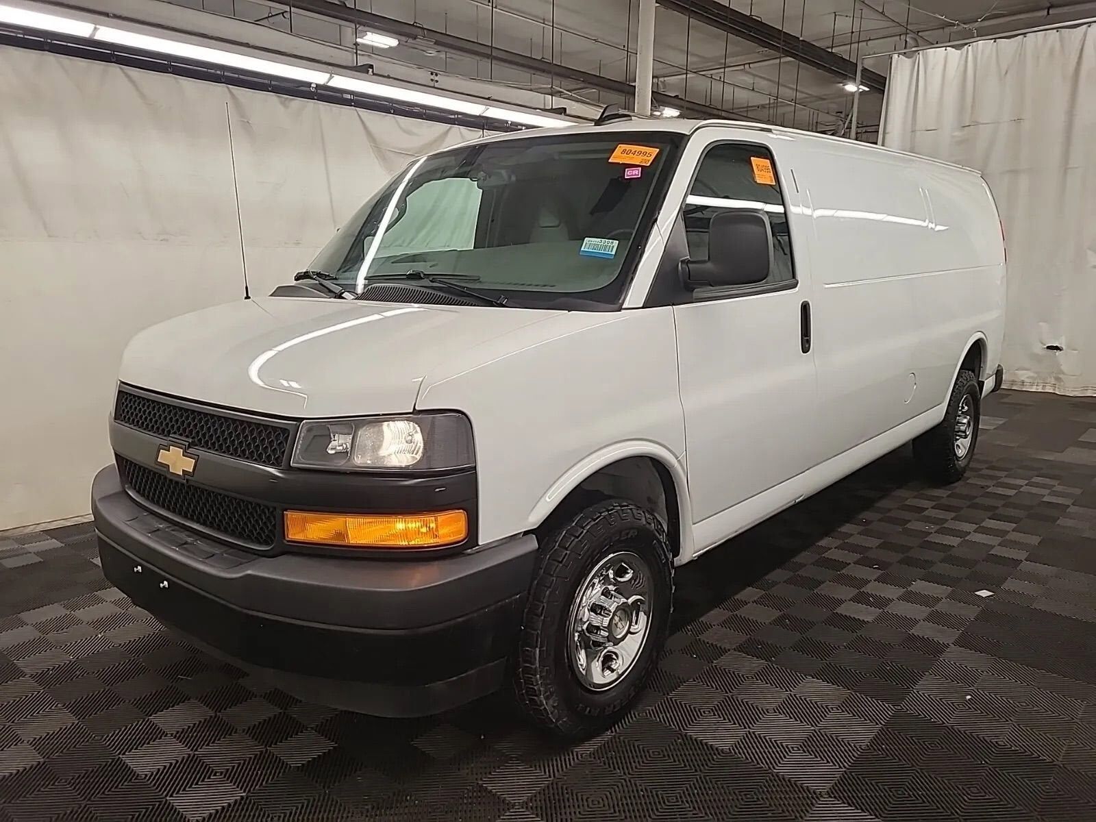 2024 CHEVROLET Express