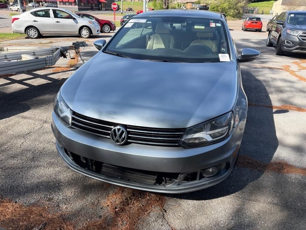 2013 VOLKSWAGEN Eos