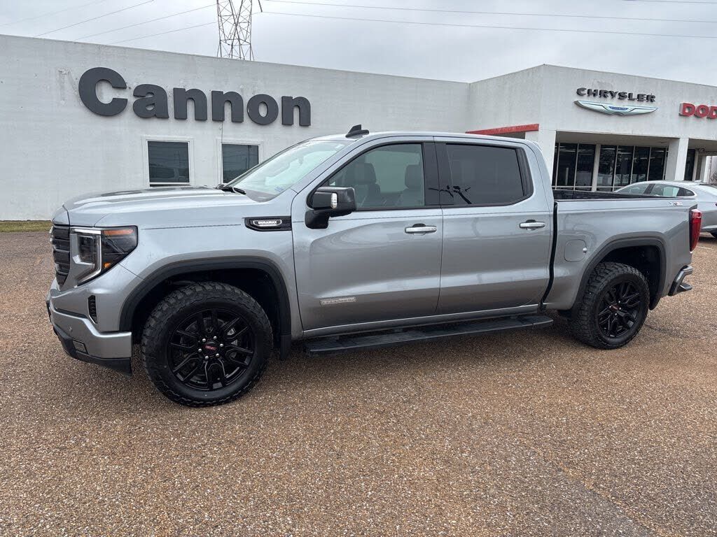 2024 GMC Sierra