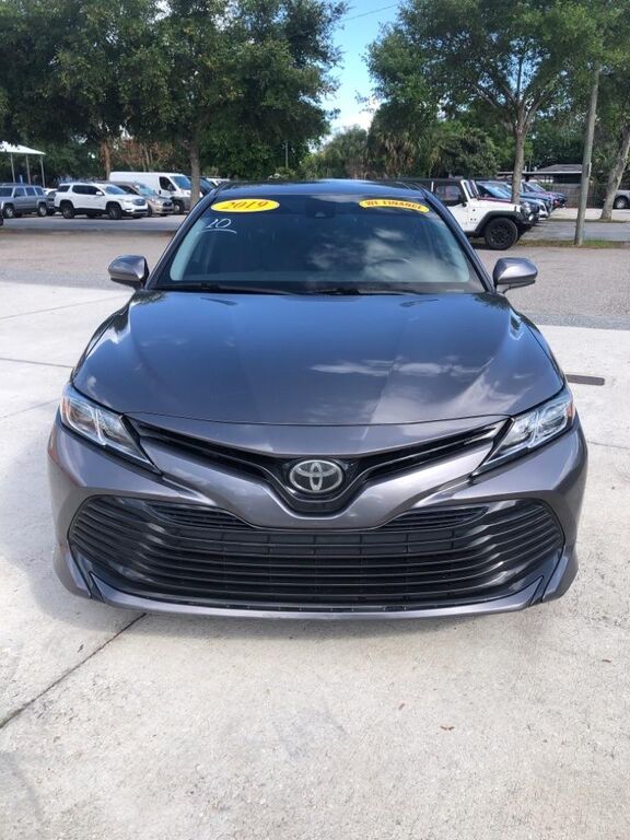 2019 TOYOTA Camry
