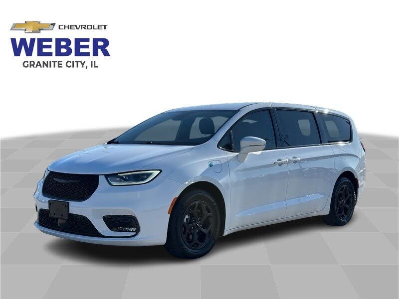 2022 CHRYSLER Pacifica