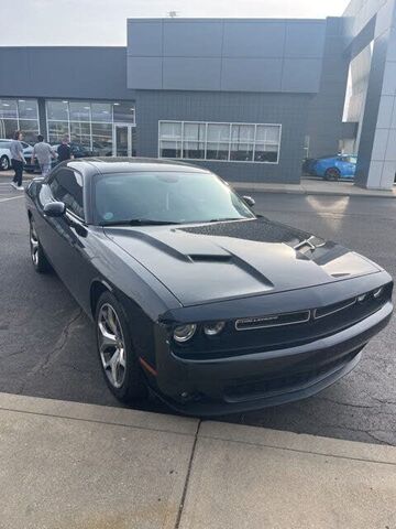 2016 DODGE Challenger