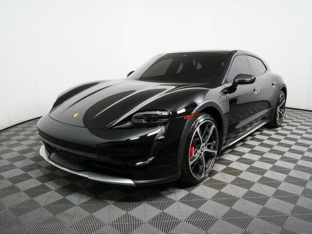 2024 PORSCHE Taycan